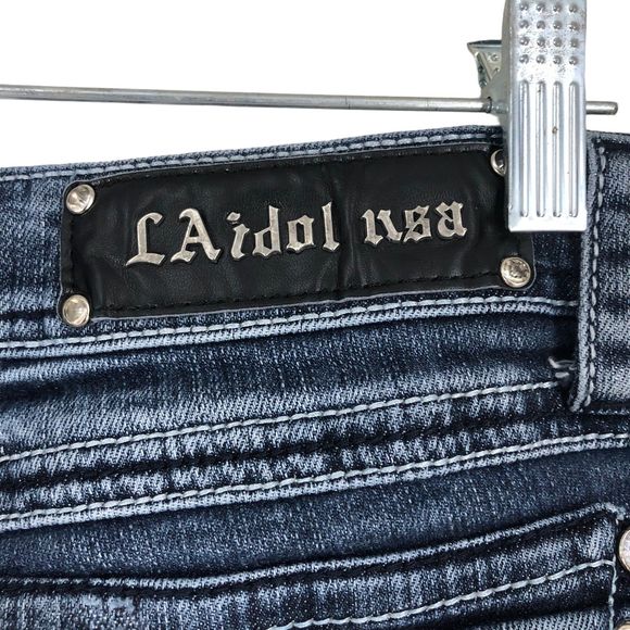 L.A. Idol USA Capris w/Angel Wings on both Back Pockets and Scattered Bling 15 - Picture 7 of 12